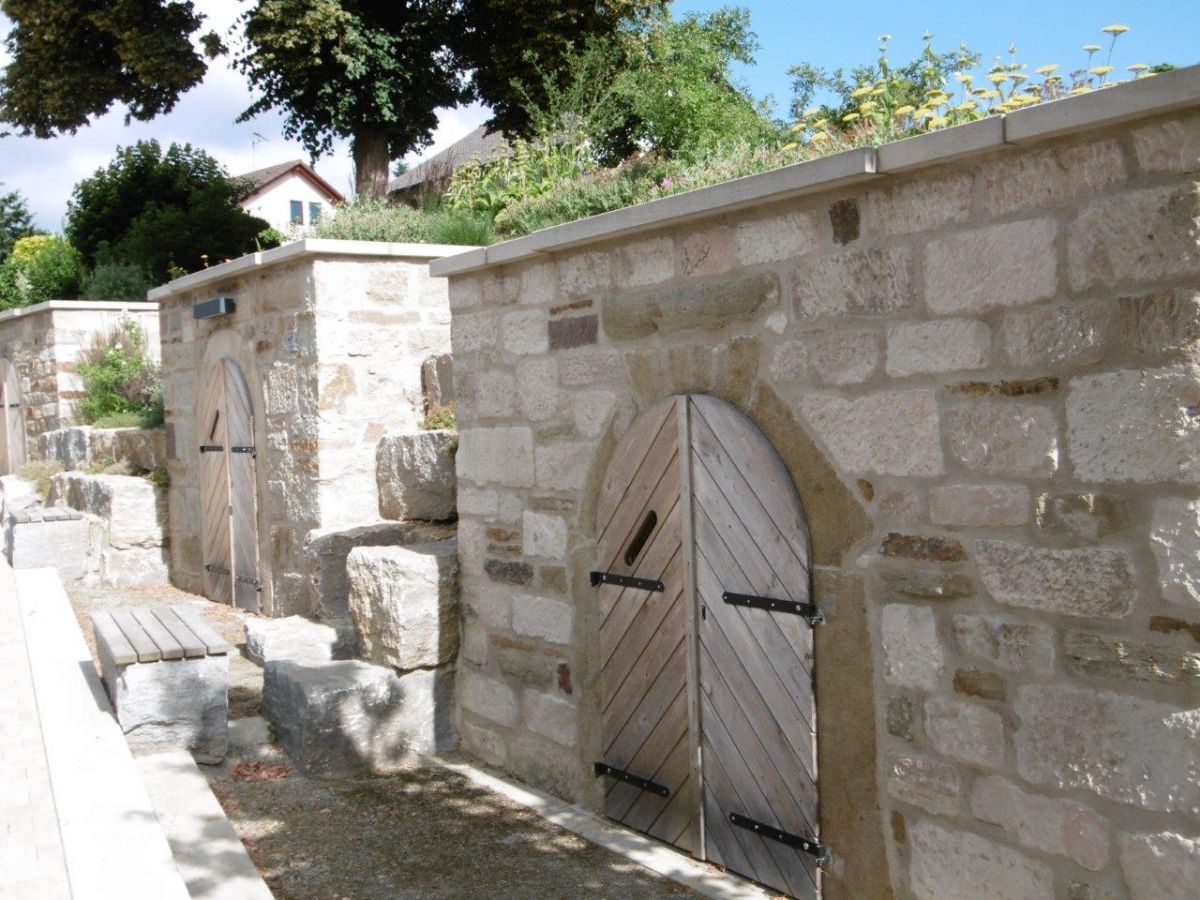 Sanierung der Erdkeller inkl. Freianlagen Ebertshausen